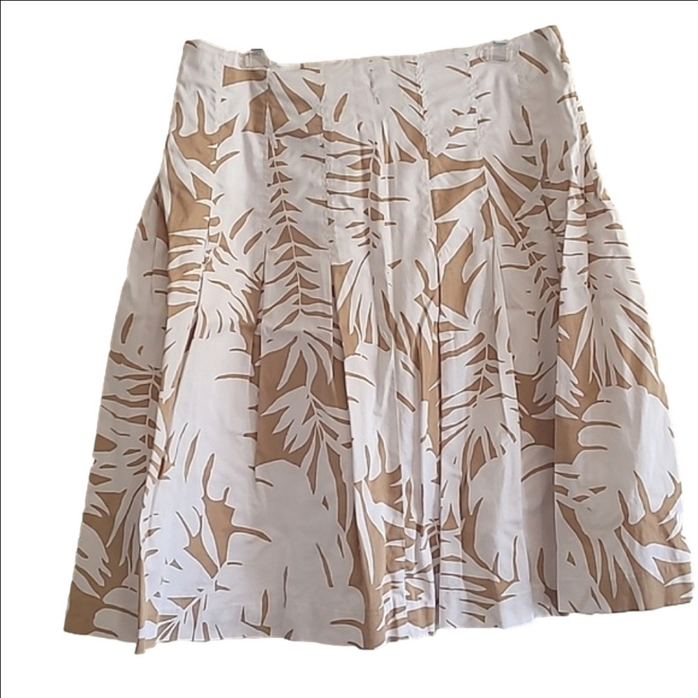 Talbots Tan/White Tropical Print Pleated Skirt Size 10